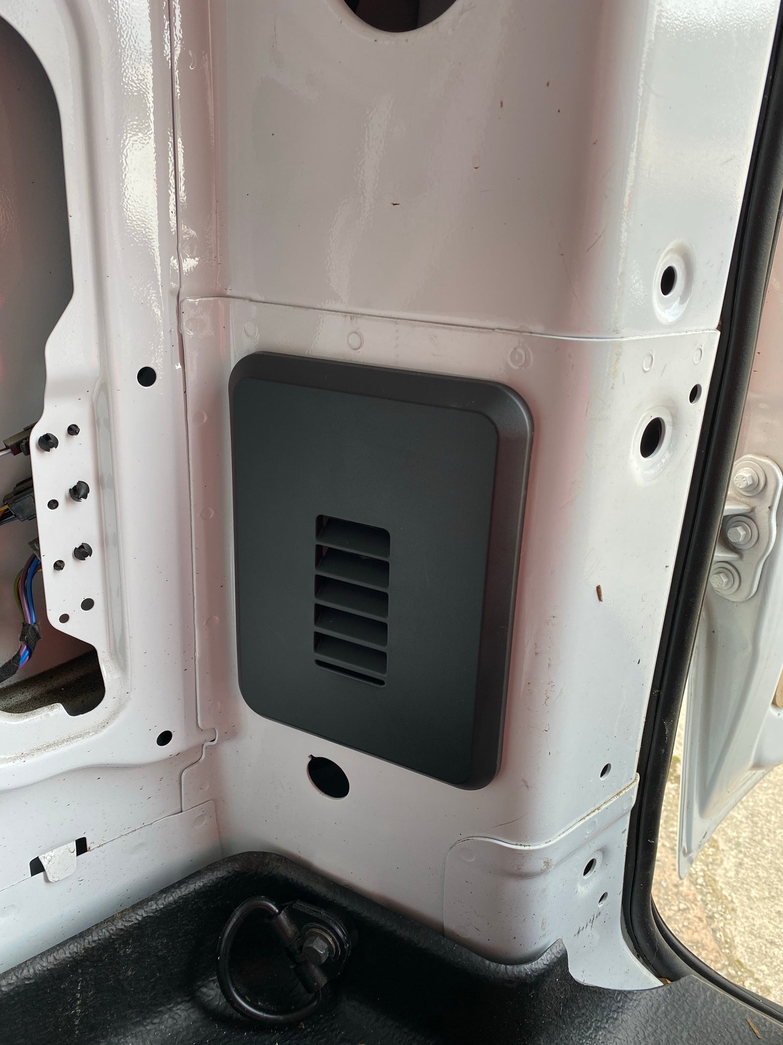 Transit Custom “C” pillar bottom cover