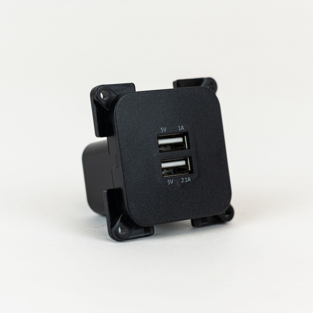 C line twin USB socket