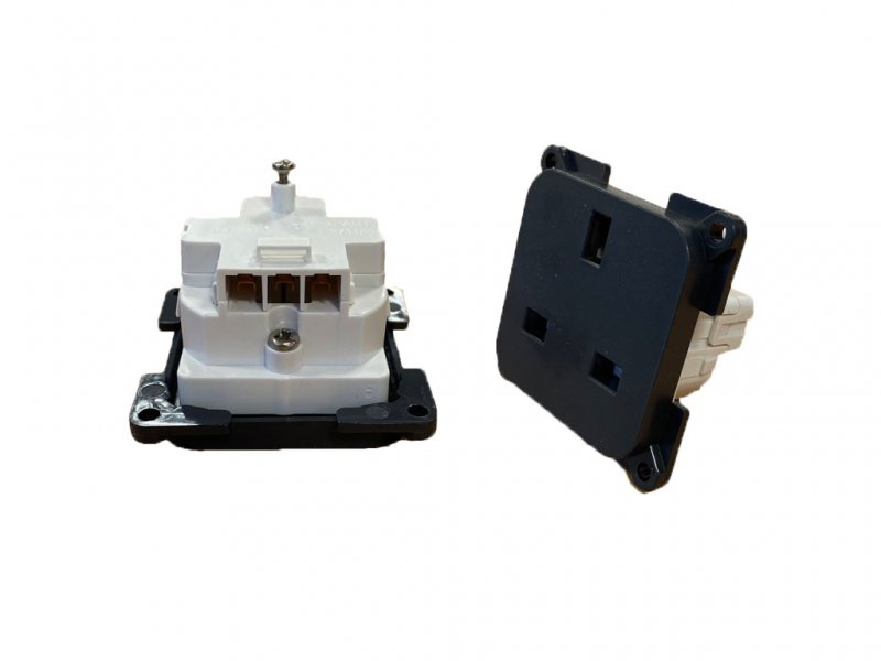 C line integrated 230v socket